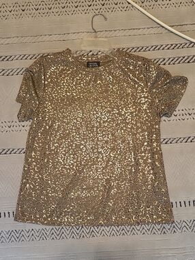 Parke & Ronen Metallic Gold Leopard Short Sleeve Tee Size Small